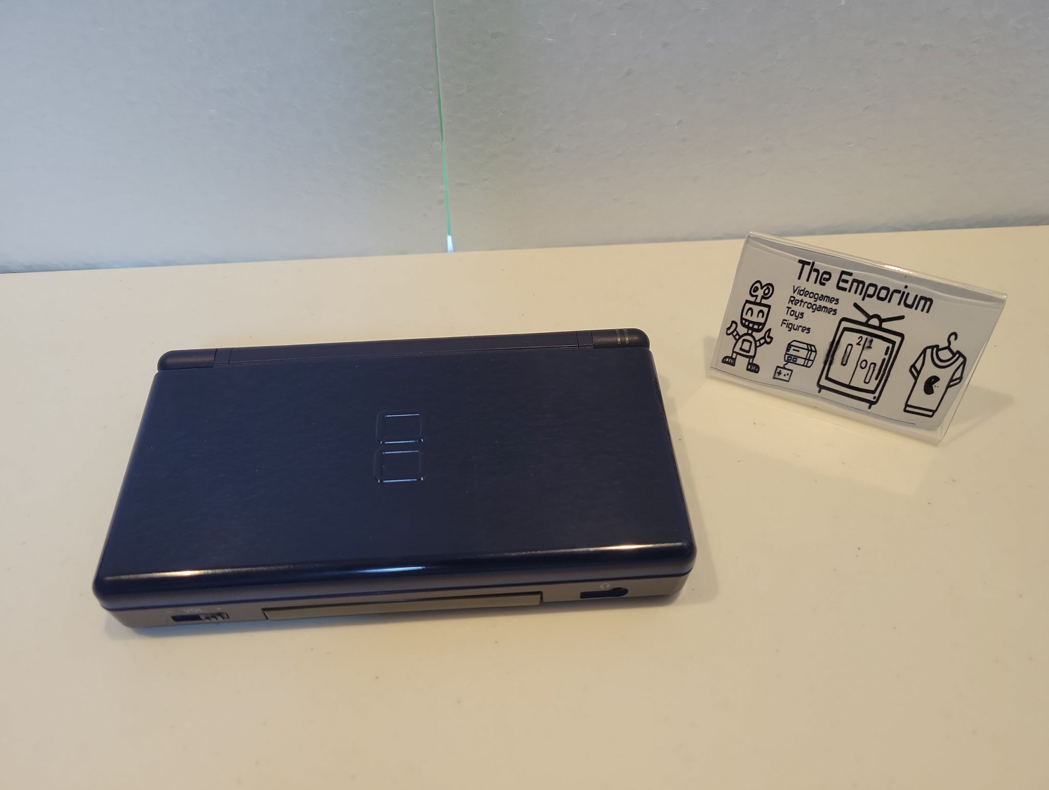 Nintendo DS Lite in Enamel Navy Blue. Rare Color Not 2024 Released In US.