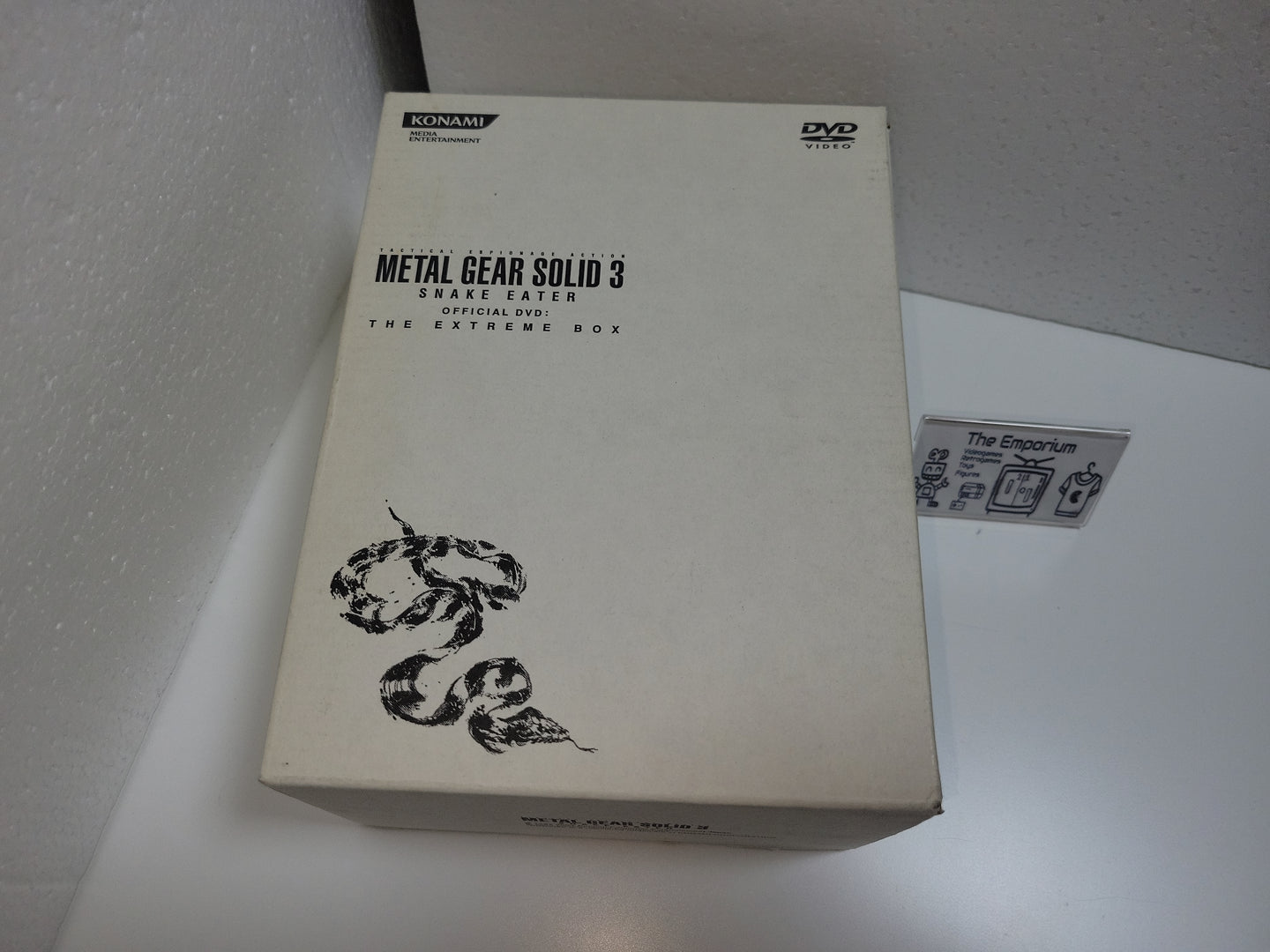 Metal Gear Solid 3: Snake Eater - Official DVD: The Extreme Box - video dvd