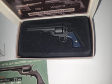 Load image into Gallery viewer, biohazard 4 metalgun collection toy
