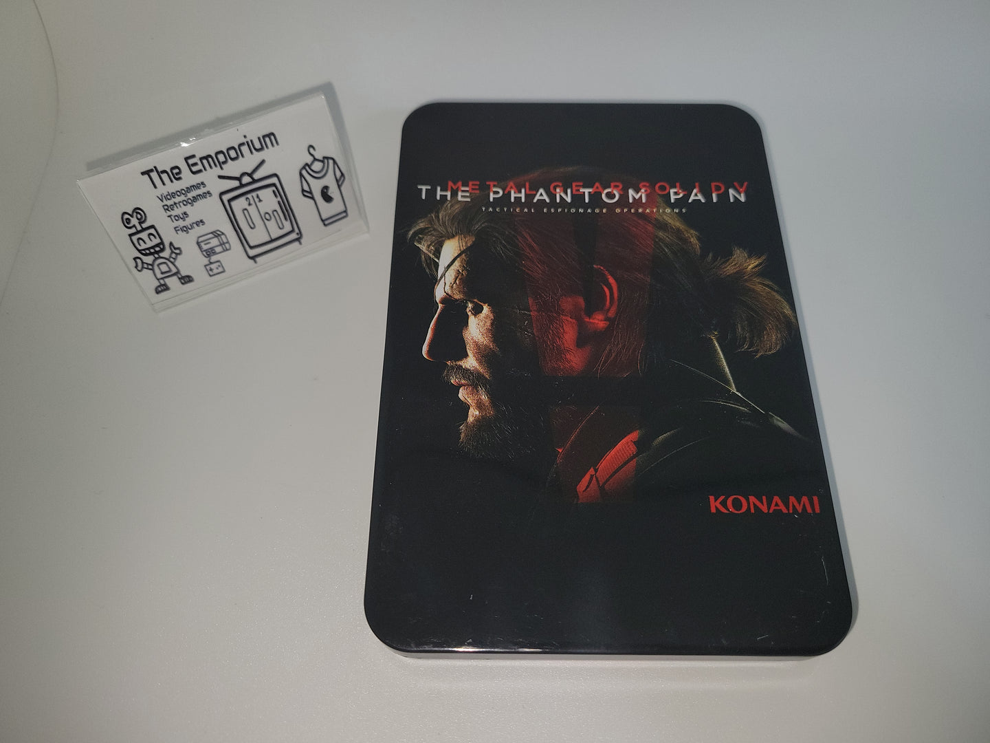 Metal gear Solid V Phantom Pain Pins set - toy action figure gadgets