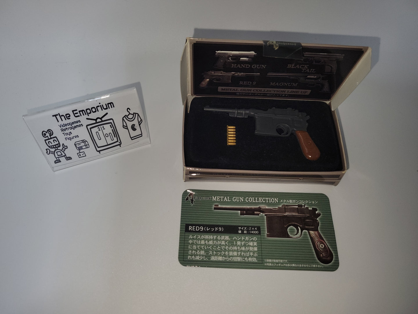 Biohazard 4 metalgun collection toy