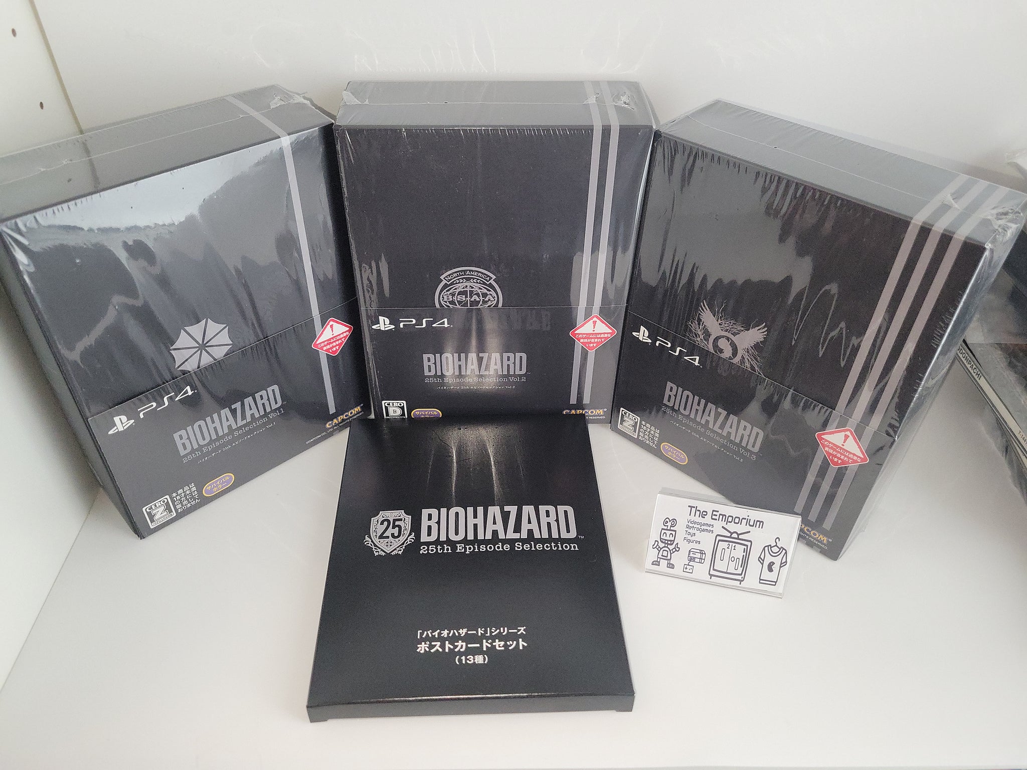 BOX ONLY - BIOHAZARD 25TH anniversary box set BOX ONLY NO SOFTWARES WI –  The Emporium RetroGames and Toys